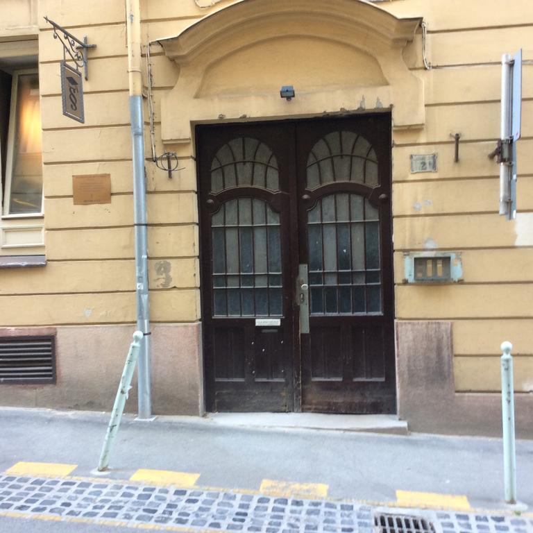 Szundi Szobak 佩奇 外观 照片